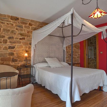 Posada Venta Hornizo Arenas De Iguna ภายนอก รูปภาพ