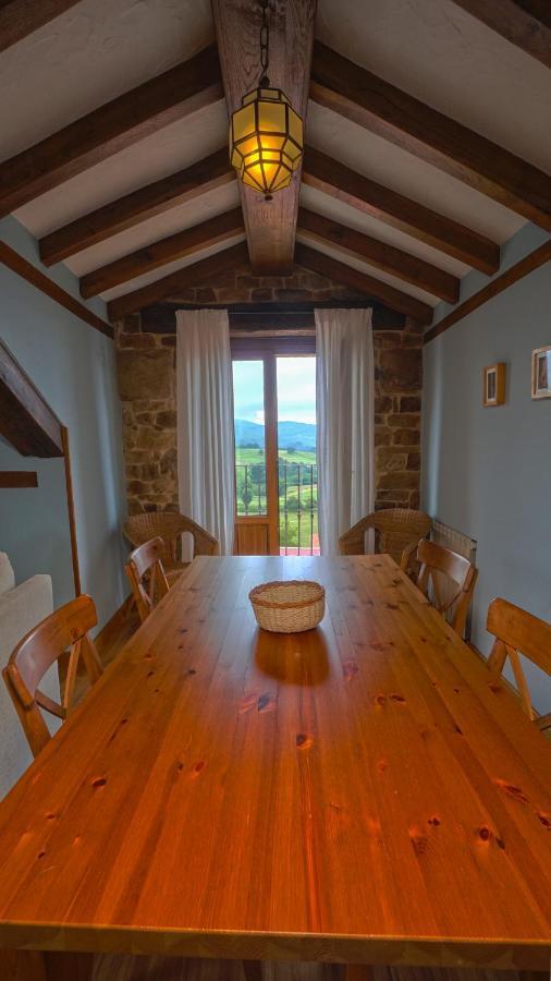 Posada Venta Hornizo Arenas De Iguna ภายนอก รูปภาพ
