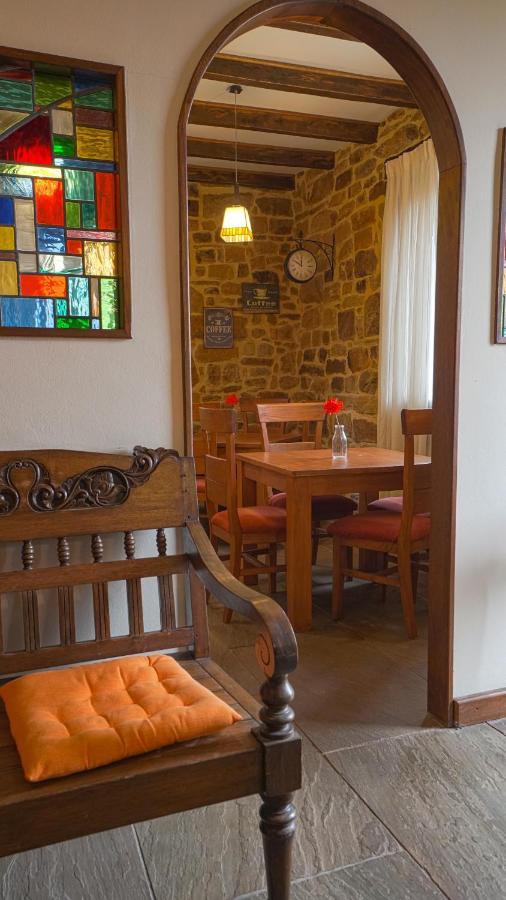 Posada Venta Hornizo Arenas De Iguna ภายนอก รูปภาพ